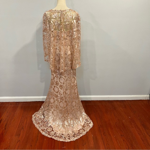 TADASHI SHOJI Peddle Gold Dorine Sequin Embroidered Cape Gown - Reemoly - Picture 12 of 17
